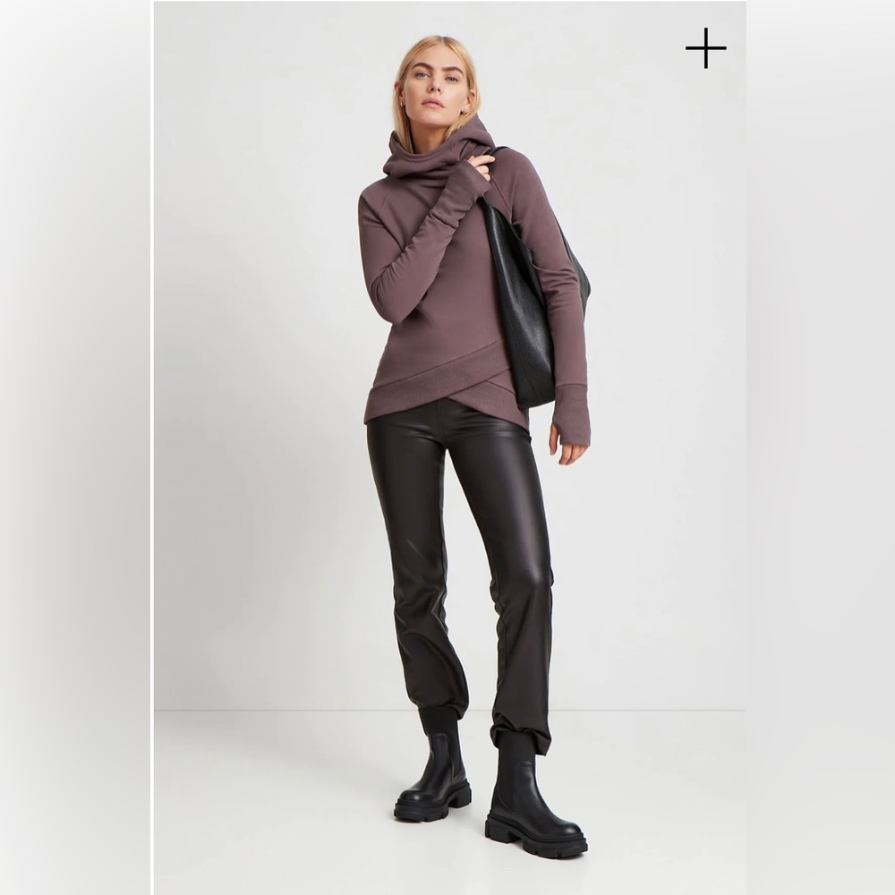 Geneva sweatshirt